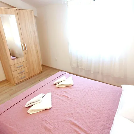 Apartament Baras Nin