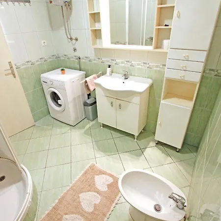 Apartament Baras *