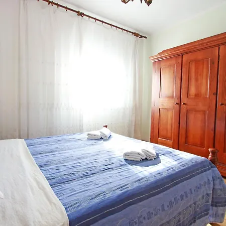 Baras Apartament *